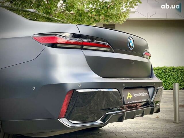 БМВ i7, объемом двигателя 0 л и пробегом 58 тыс. км за 93000 $, фото 9 на Automoto.ua