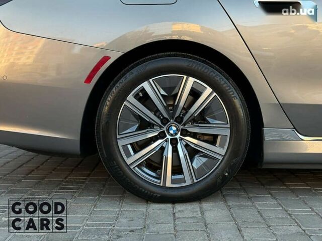 БМВ i7, объемом двигателя 0 л и пробегом 5 тыс. км за 90900 $, фото 12 на Automoto.ua
