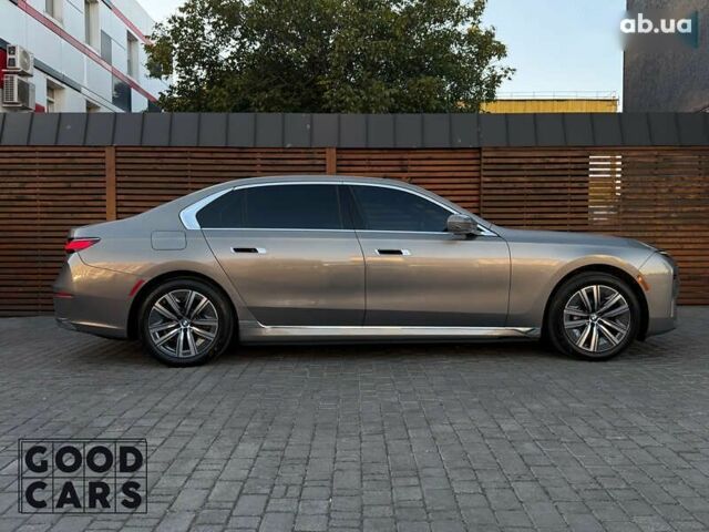 БМВ i7, объемом двигателя 0 л и пробегом 5 тыс. км за 90900 $, фото 7 на Automoto.ua