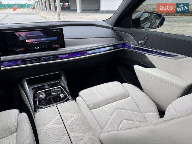 БМВ i7, объемом двигателя 0 л и пробегом 13 тыс. км за 88000 $, фото 9 на Automoto.ua