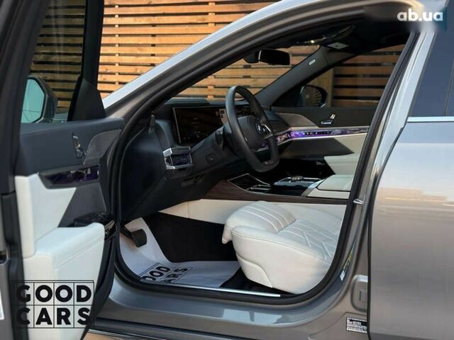 БМВ i7, объемом двигателя 0 л и пробегом 5 тыс. км за 90900 $, фото 17 на Automoto.ua