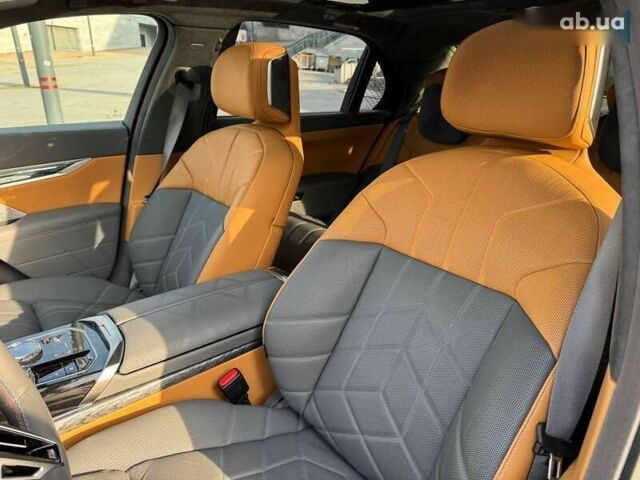 БМВ i7, объемом двигателя 0 л и пробегом 15 тыс. км за 156000 $, фото 15 на Automoto.ua