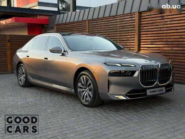 БМВ i7, объемом двигателя 0 л и пробегом 5 тыс. км за 90900 $, фото 8 на Automoto.ua