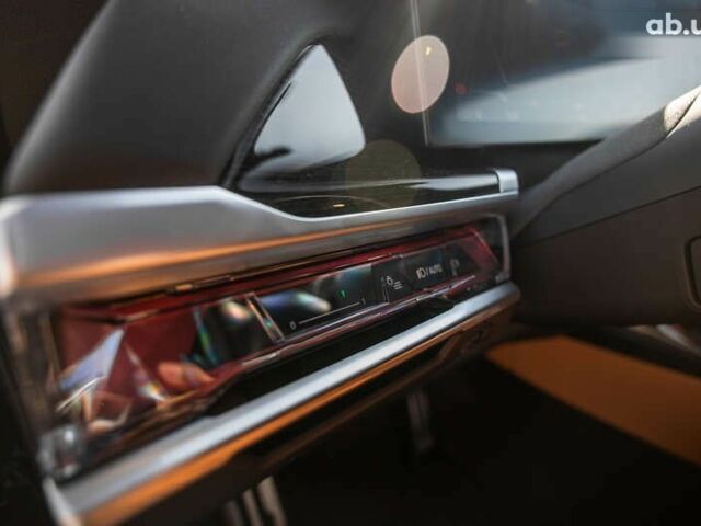 БМВ i7, объемом двигателя 0 л и пробегом 25 тыс. км за 87000 $, фото 8 на Automoto.ua
