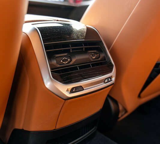 БМВ i7, объемом двигателя 0 л и пробегом 25 тыс. км за 87000 $, фото 22 на Automoto.ua