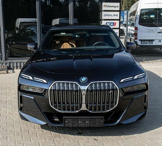 БМВ i7, объемом двигателя 0 л и пробегом 25 тыс. км за 87000 $, фото 3 на Automoto.ua