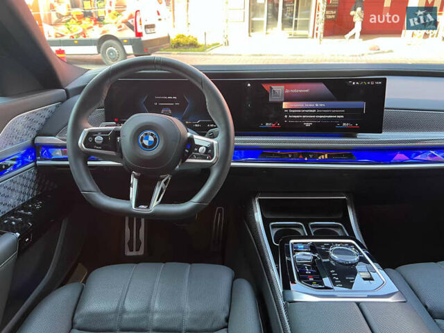 Сірий БМВ i7, об'ємом двигуна 0 л та пробігом 37 тис. км за 107500 $, фото 44 на Automoto.ua