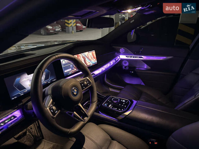 Сірий БМВ i7, об'ємом двигуна 0 л та пробігом 9 тис. км за 91500 $, фото 50 на Automoto.ua