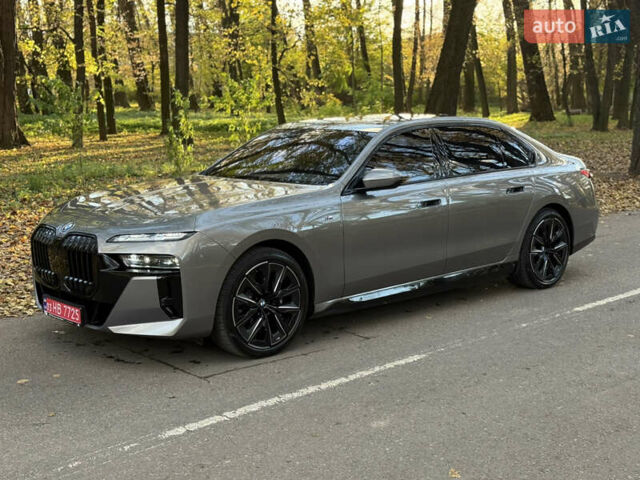 Сірий БМВ i7, об'ємом двигуна 0 л та пробігом 9 тис. км за 91500 $, фото 2 на Automoto.ua