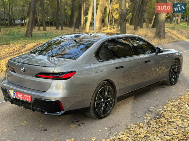 Сірий БМВ i7, об'ємом двигуна 0 л та пробігом 9 тис. км за 91500 $, фото 32 на Automoto.ua