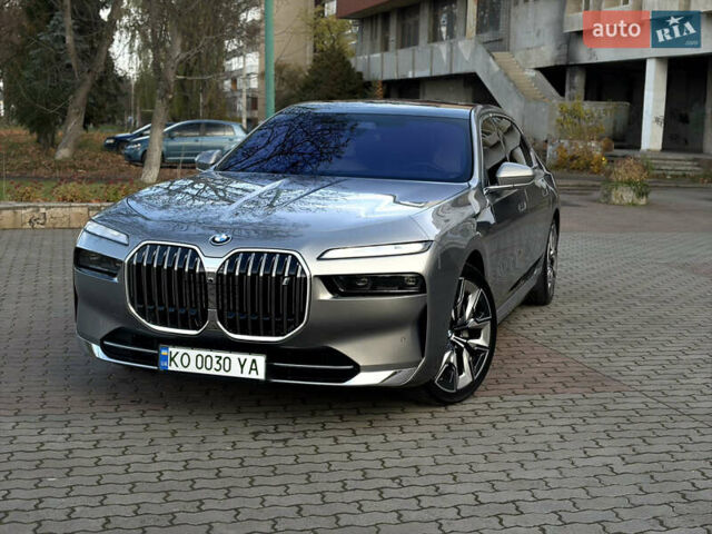 Серый БМВ i7, объемом двигателя 0 л и пробегом 75 тыс. км за 84300 $, фото 15 на Automoto.ua