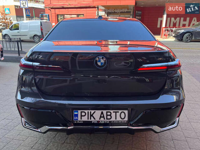 Сірий БМВ i7, об'ємом двигуна 0 л та пробігом 37 тис. км за 107500 $, фото 63 на Automoto.ua