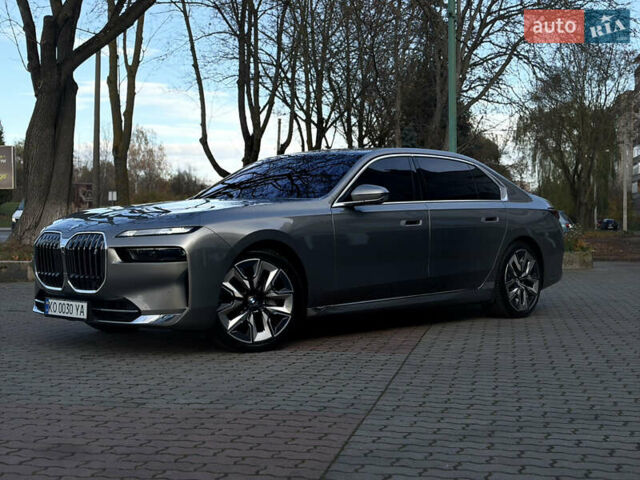 Серый БМВ i7, объемом двигателя 0 л и пробегом 75 тыс. км за 84300 $, фото 14 на Automoto.ua