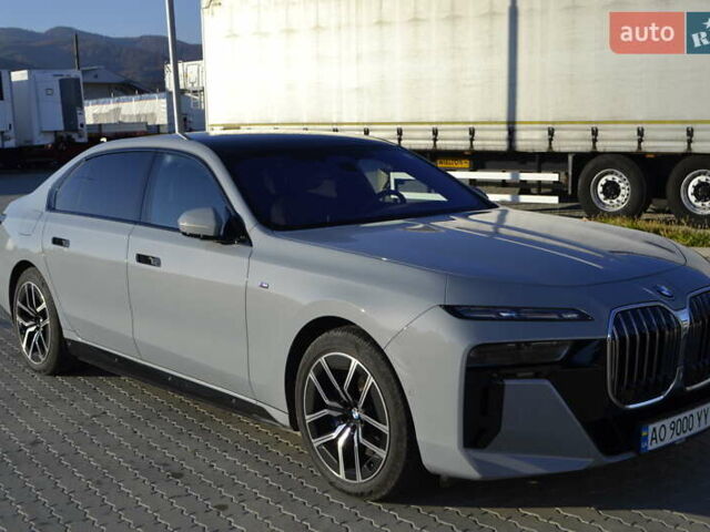Сірий БМВ i7, об'ємом двигуна 0 л та пробігом 71 тис. км за 94000 $, фото 32 на Automoto.ua