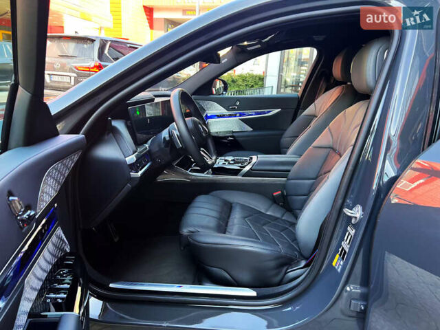 Сірий БМВ i7, об'ємом двигуна 0 л та пробігом 37 тис. км за 107500 $, фото 7 на Automoto.ua