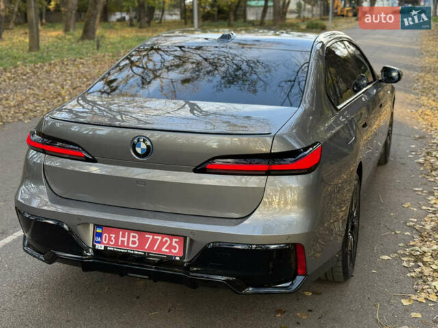Сірий БМВ i7, об'ємом двигуна 0 л та пробігом 9 тис. км за 91500 $, фото 13 на Automoto.ua