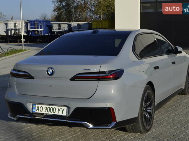 Сірий БМВ i7, об'ємом двигуна 0 л та пробігом 71 тис. км за 94000 $, фото 7 на Automoto.ua