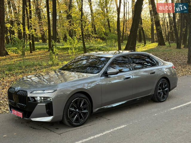 Сірий БМВ i7, об'ємом двигуна 0 л та пробігом 9 тис. км за 91500 $, фото 1 на Automoto.ua
