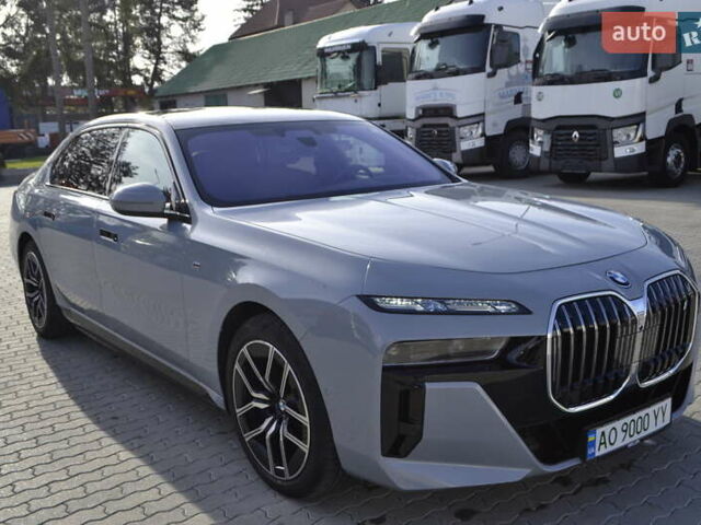 Сірий БМВ i7, об'ємом двигуна 0 л та пробігом 71 тис. км за 94000 $, фото 27 на Automoto.ua
