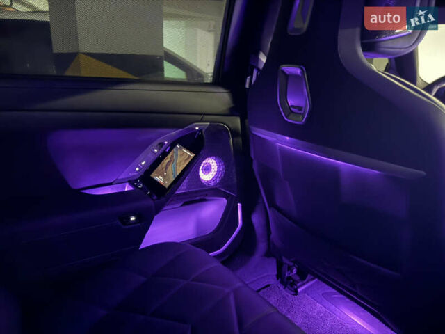Сірий БМВ i7, об'ємом двигуна 0 л та пробігом 9 тис. км за 91500 $, фото 57 на Automoto.ua