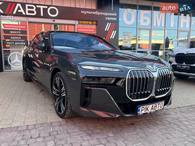 Сірий БМВ i7, об'ємом двигуна 0 л та пробігом 37 тис. км за 107500 $, фото 60 на Automoto.ua