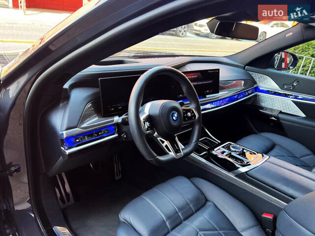 Сірий БМВ i7, об'ємом двигуна 0 л та пробігом 37 тис. км за 107500 $, фото 9 на Automoto.ua