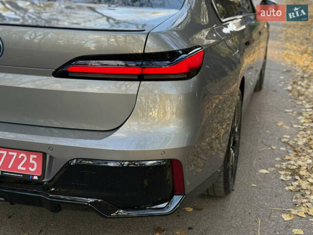 Сірий БМВ i7, об'ємом двигуна 0 л та пробігом 9 тис. км за 91500 $, фото 14 на Automoto.ua
