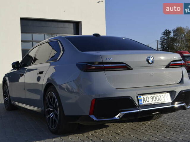 Сірий БМВ i7, об'ємом двигуна 0 л та пробігом 71 тис. км за 94000 $, фото 4 на Automoto.ua