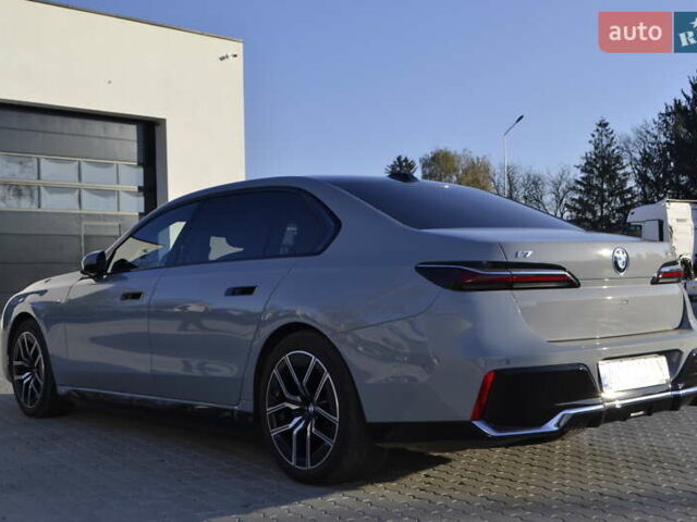 Сірий БМВ i7, об'ємом двигуна 0 л та пробігом 71 тис. км за 94000 $, фото 5 на Automoto.ua