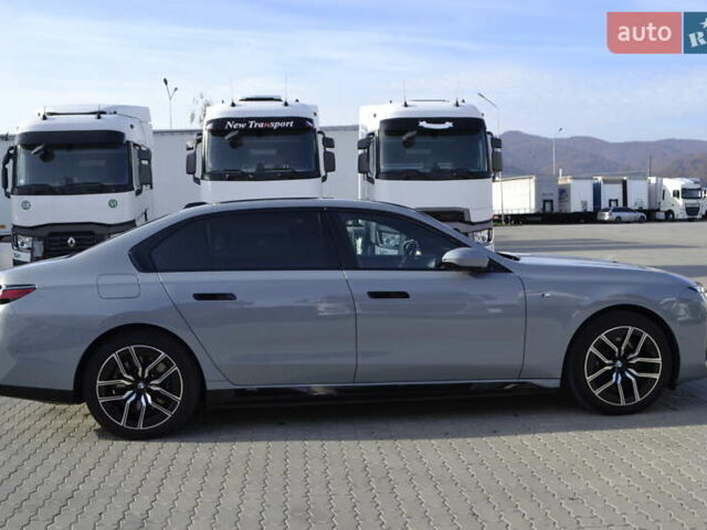 Сірий БМВ i7, об'ємом двигуна 0 л та пробігом 71 тис. км за 94000 $, фото 30 на Automoto.ua