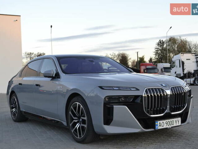 Сірий БМВ i7, об'ємом двигуна 0 л та пробігом 71 тис. км за 94000 $, фото 31 на Automoto.ua