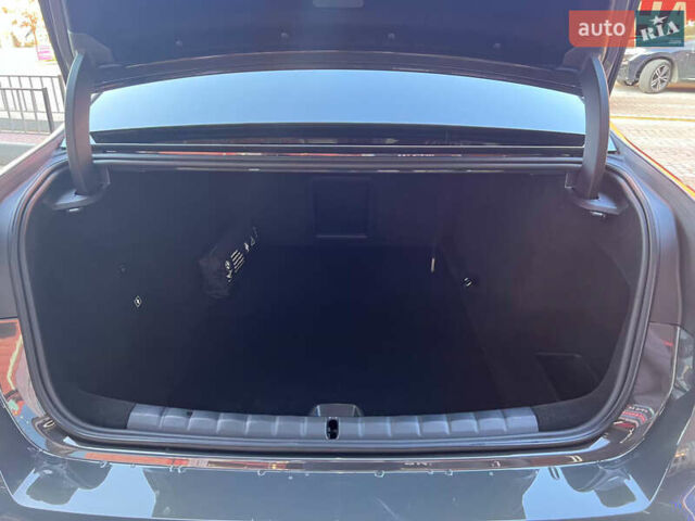 Сірий БМВ i7, об'ємом двигуна 0 л та пробігом 37 тис. км за 107500 $, фото 48 на Automoto.ua
