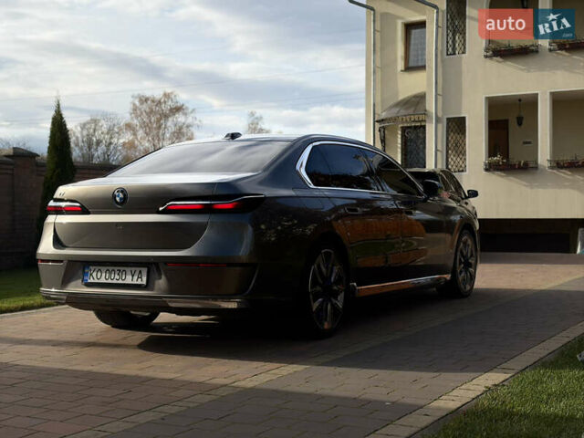 Серый БМВ i7, объемом двигателя 0 л и пробегом 75 тыс. км за 84300 $, фото 9 на Automoto.ua
