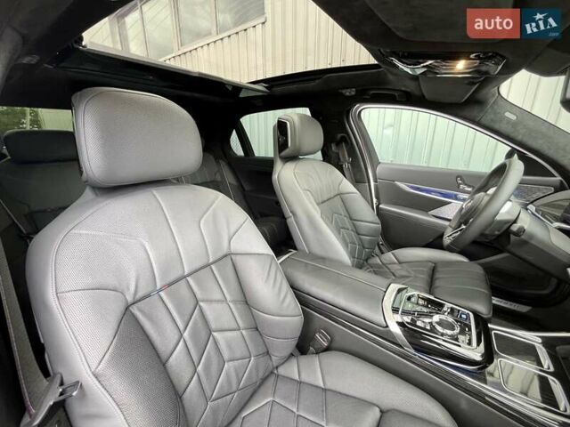 Серый БМВ i7, объемом двигателя 0 л и пробегом 20 тыс. км за 109000 $, фото 24 на Automoto.ua