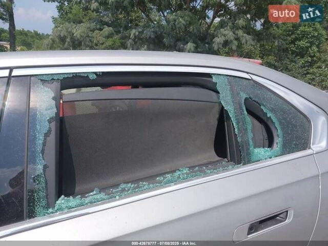 Сірий БМВ i7, об'ємом двигуна 0 л та пробігом 58 тис. км за 79900 $, фото 5 на Automoto.ua