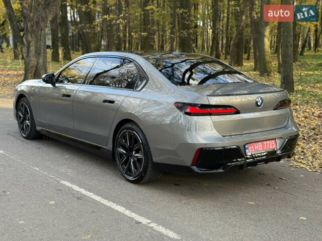 Сірий БМВ i7, об'ємом двигуна 0 л та пробігом 9 тис. км за 91500 $, фото 39 на Automoto.ua