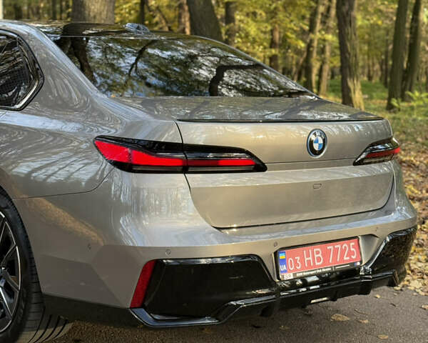 Сірий БМВ i7, об'ємом двигуна 0 л та пробігом 9 тис. км за 91500 $, фото 35 на Automoto.ua