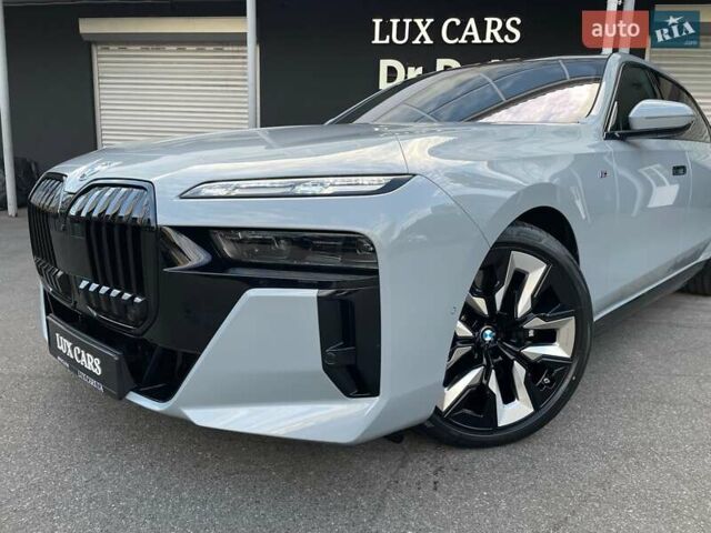 Сірий БМВ i7, об'ємом двигуна 0 л та пробігом 21 тис. км за 94900 $, фото 15 на Automoto.ua