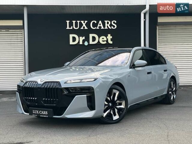 Сірий БМВ i7, об'ємом двигуна 0 л та пробігом 21 тис. км за 94900 $, фото 11 на Automoto.ua