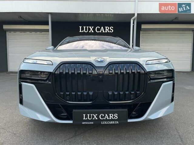 Сірий БМВ i7, об'ємом двигуна 0 л та пробігом 21 тис. км за 94900 $, фото 3 на Automoto.ua