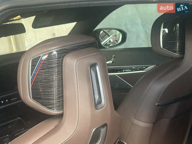 Серый БМВ i7, объемом двигателя 0 л и пробегом 31 тыс. км за 115000 $, фото 1 на Automoto.ua