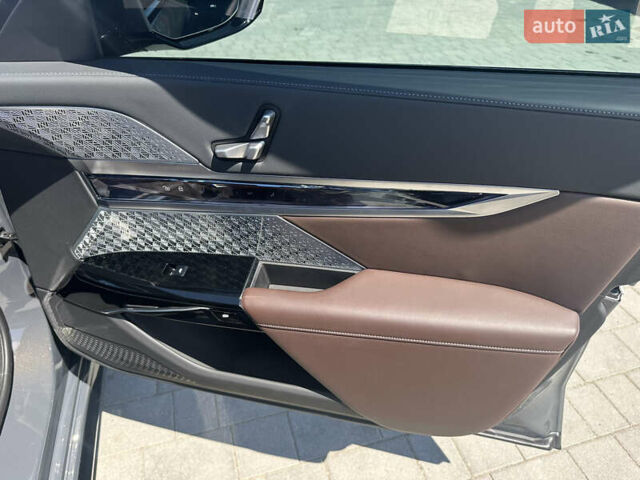 Серый БМВ i7, объемом двигателя 0 л и пробегом 31 тыс. км за 115000 $, фото 22 на Automoto.ua