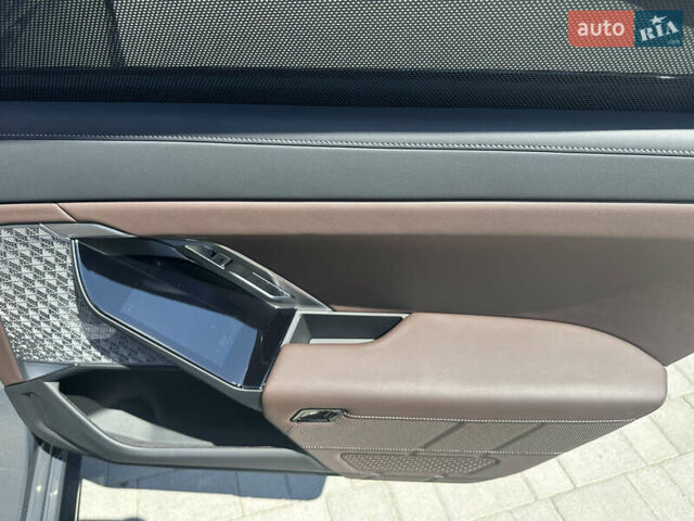 Серый БМВ i7, объемом двигателя 0 л и пробегом 31 тыс. км за 115000 $, фото 20 на Automoto.ua