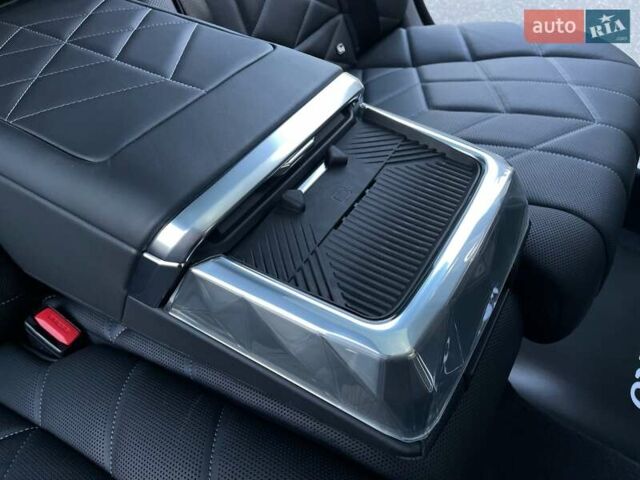 Сірий БМВ i7, об'ємом двигуна 0 л та пробігом 21 тис. км за 94900 $, фото 63 на Automoto.ua