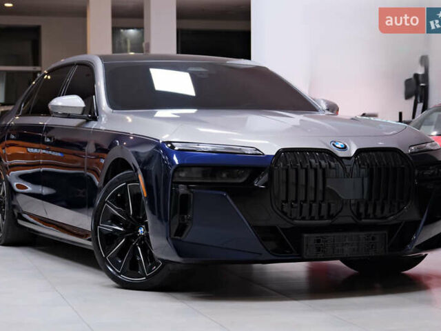 Синий БМВ i7, объемом двигателя 0 л и пробегом 12 тыс. км за 99000 $, фото 15 на Automoto.ua