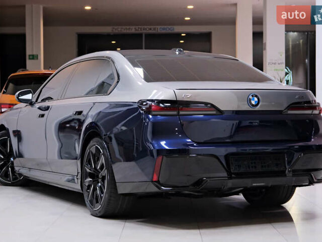 Синий БМВ i7, объемом двигателя 0 л и пробегом 12 тыс. км за 99000 $, фото 4 на Automoto.ua
