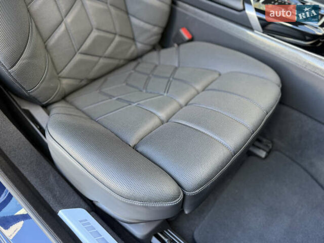 Синий БМВ i7, объемом двигателя 0 л и пробегом 31 тыс. км за 89900 $, фото 49 на Automoto.ua