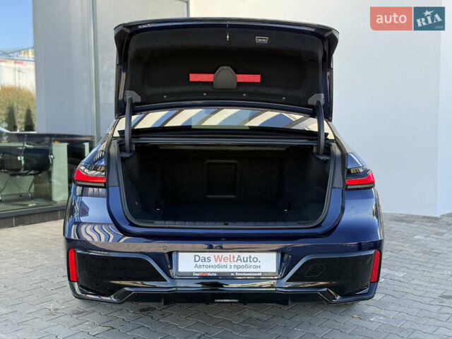 Синий БМВ i7, объемом двигателя 0 л и пробегом 31 тыс. км за 89900 $, фото 69 на Automoto.ua