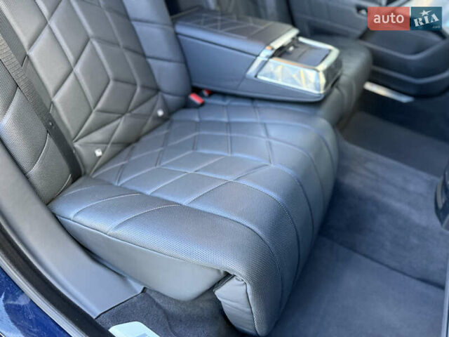 Синий БМВ i7, объемом двигателя 0 л и пробегом 31 тыс. км за 89900 $, фото 45 на Automoto.ua