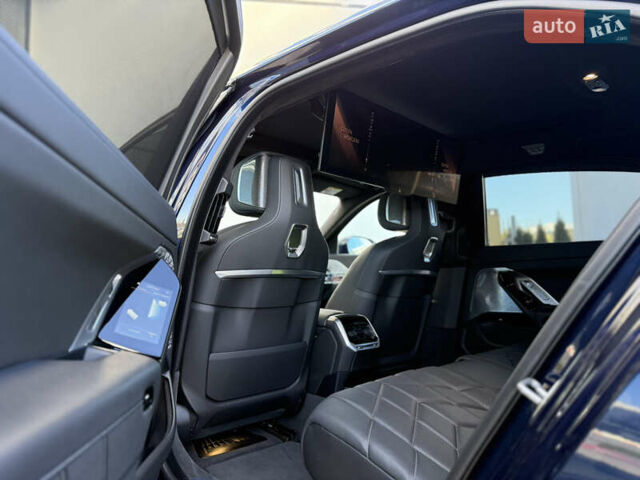 Синий БМВ i7, объемом двигателя 0 л и пробегом 31 тыс. км за 89900 $, фото 41 на Automoto.ua